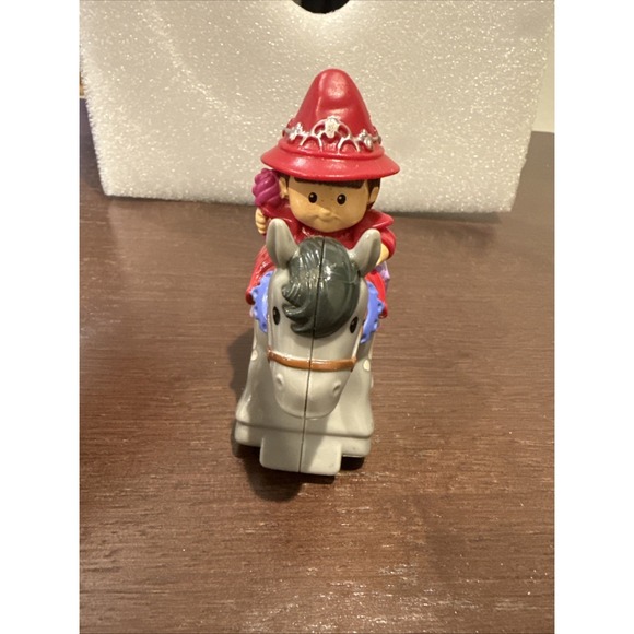 Fisher-Price Other - FIsher Price Little People Evie Klip Klop Horse Mike the Knight Series Red Hat